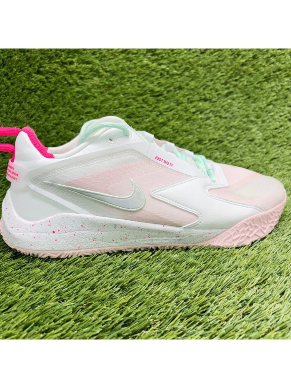 Nike Air Zoom Hyperace 3 SE Mens Size 8.5 White Pink Volleyball Shoes Sneakers